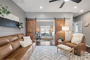 1502 15th St N - Photo 3