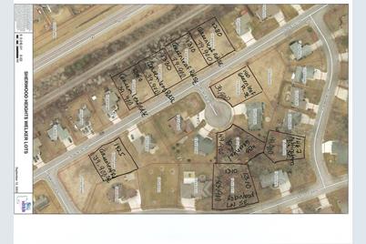 1425 SE Greenleaf Road, Owatonna, MN 55060 - Photo 1