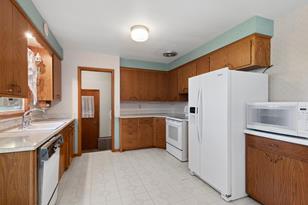 420 5th Ave NW - Photo 5