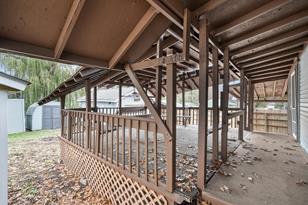 852 Jackson St - Photo 19