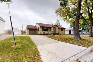 326 1st St SE - Photo 47