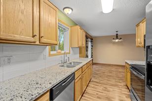 9847 Hamlet Ln S - Photo 13