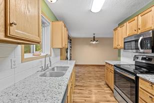 9847 Hamlet Ln S - Photo 11