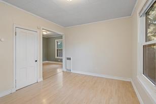 451 Charles Ave - Photo 5