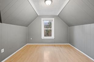 451 Charles Ave - Photo 13