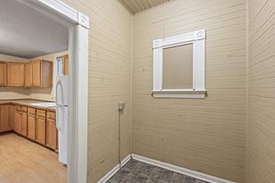 451 Charles Ave - Photo 3