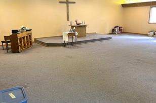 620 3rd St NE - Photo 5