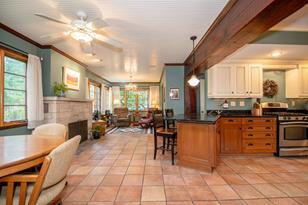 711 W Wheelock Pkwy - Photo 33