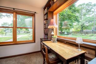 711 W Wheelock Pkwy - Photo 47