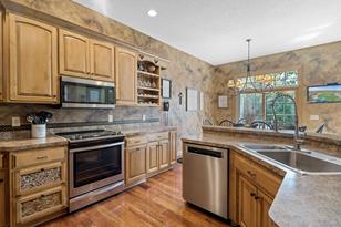 10141 Chestnut Cir N - Photo 13