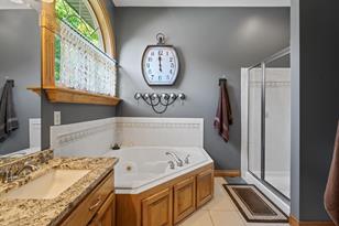 10141 Chestnut Cir N - Photo 19