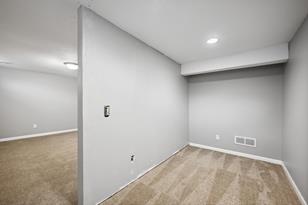 1311 Carnelian St N - Photo 15