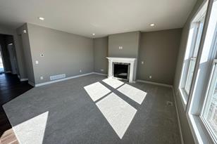 8289 Lamont Ave NE - Photo 5