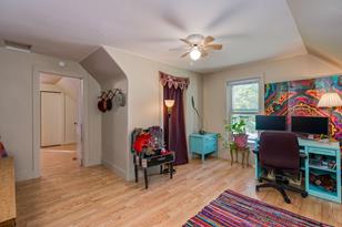 523 Evenson St - Photo 5