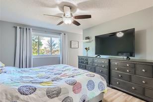 2101 10th St Cir NE - Photo 9