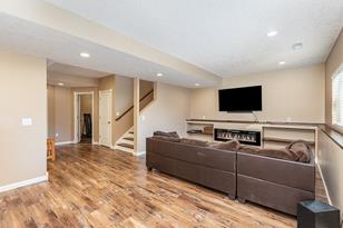 10025 Ponds Way - Photo 17