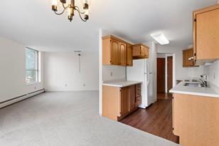 1425 W 28th St - Photo 3