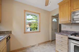 3921 York Ave N - Photo 5