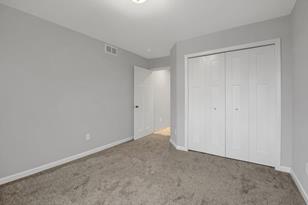 14374 Kingsview Ln N - Photo 11