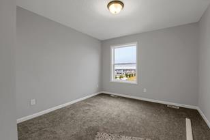 14374 Kingsview Ln N - Photo 17