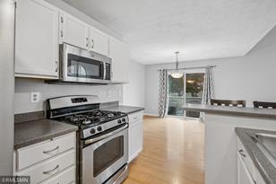 1114 Pecks Woods Dr - Photo 13