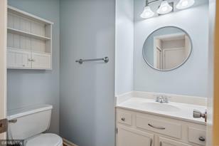 1114 Pecks Woods Dr - Photo 15