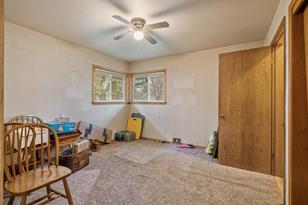 153 Poplar St E - Photo 9