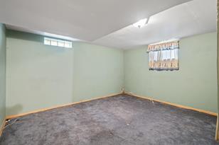 153 Poplar St E - Photo 19