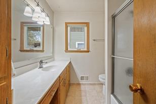 153 Poplar St E - Photo 11
