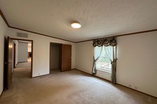 206 3rd St SW - Photo 3