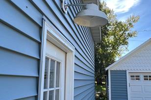 220 W 2nd St - Photo 9