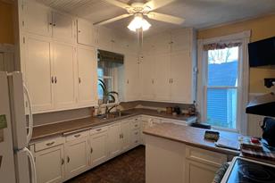 220 W 2nd St - Photo 17