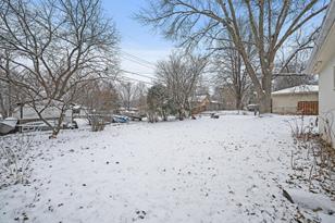 3317 Yates Ave N - Photo 29