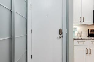 205 Barry Ave S - Photo 27