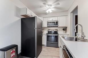 205 Barry Ave S - Photo 41