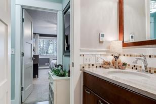 205 Barry Ave S - Photo 25