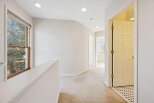 454 Goodrich Ave - Photo 17