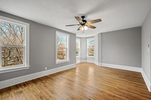 287 Avon Street N - Photo 7