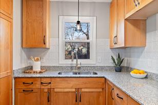 805 Spring St S - Photo 11