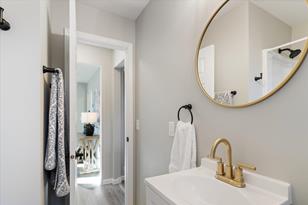805 Spring St S - Photo 15