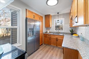 805 Spring St S - Photo 9