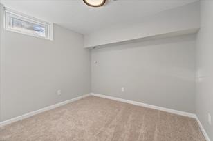 805 Spring St S - Photo 25