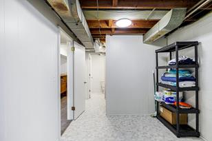 2952 Ewing Ave N - Photo 25