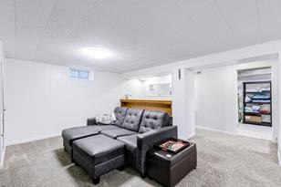 2952 Ewing Ave N - Photo 19