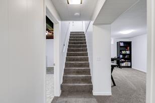 2952 Ewing Ave N - Photo 17