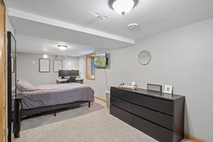 838 Irving Ave NW - Photo 15