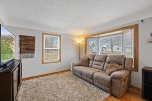 838 Irving Ave NW - Photo 3