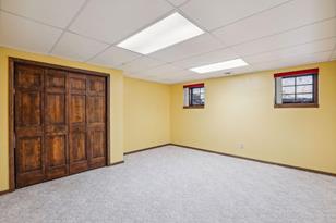 411 Wyndham Cir E - Photo 37