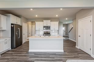 7337 183rd Street West - Photo 11