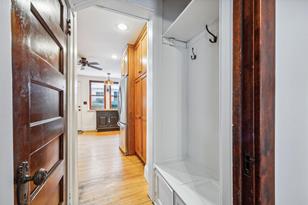 2537 Fillmore St NE - Photo 9